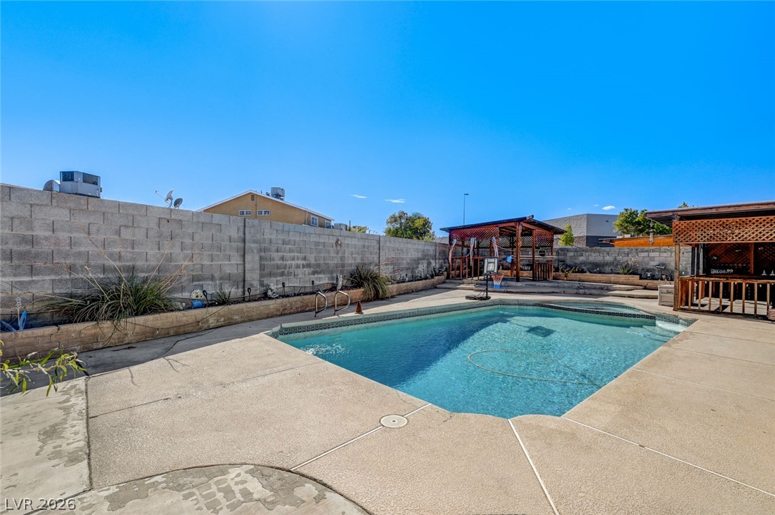 3573 Moraga Drive Las Vegas NV 89103