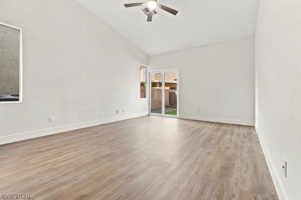 9174 Weeping Hollow Avenue Las Vegas NV 89178