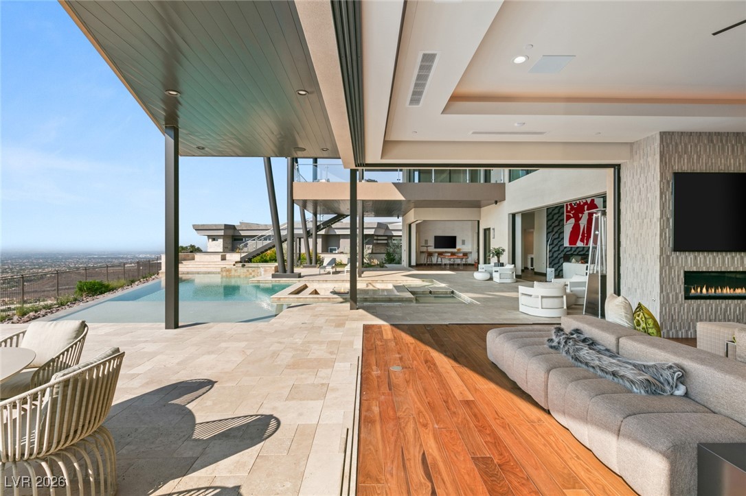 11 Rockstream Drive Henderson NV 89012
