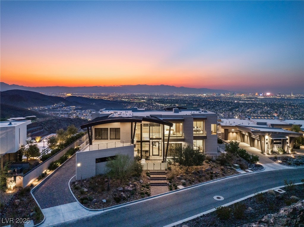 11 Rockstream Drive Henderson NV 89012