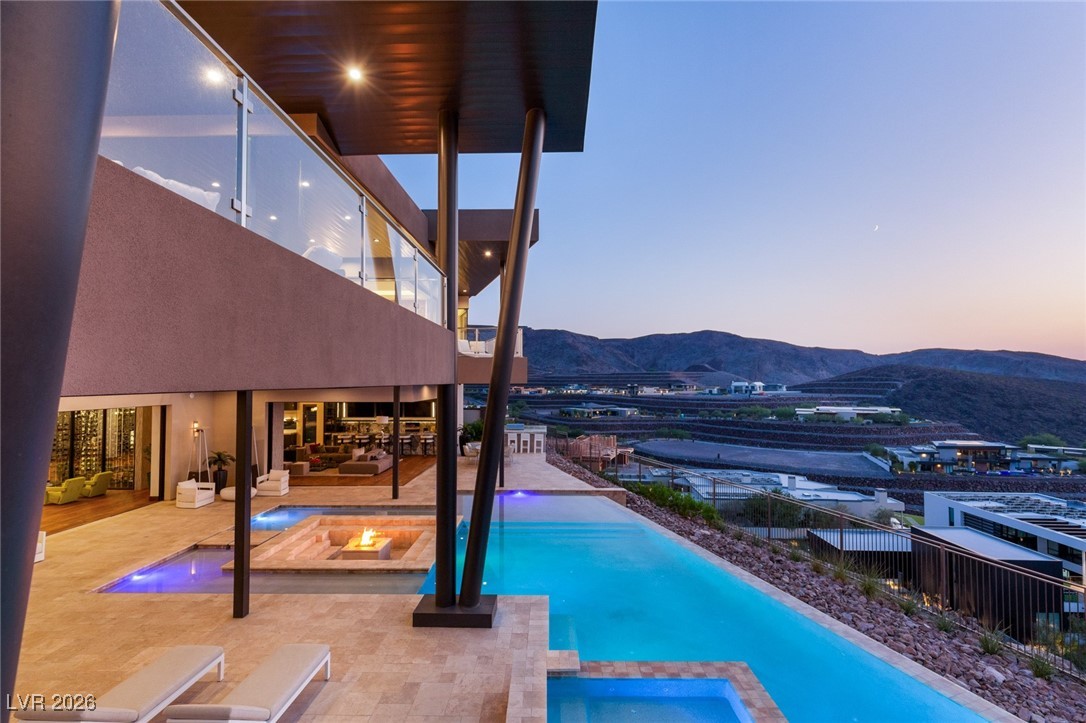 11 Rockstream Drive Henderson NV 89012