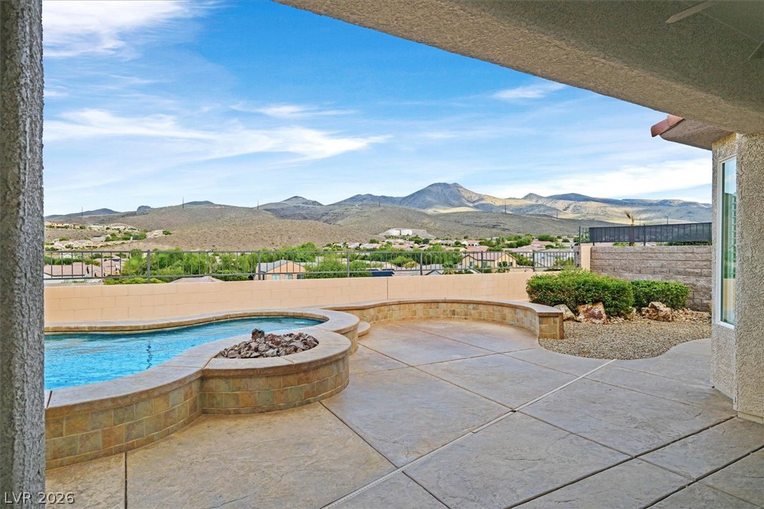 2058 Fountain City Street Henderson NV 89052
