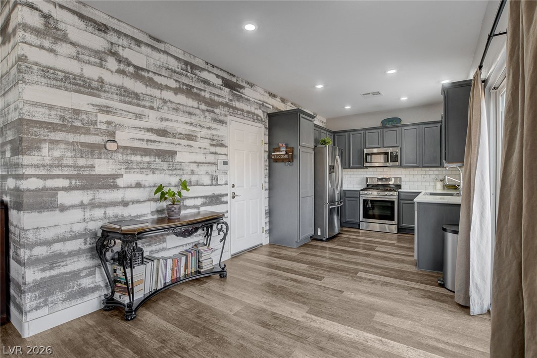 10202 Deep Glen Street Las Vegas NV 89178