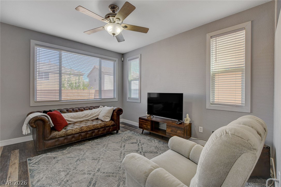 10202 Deep Glen Street Las Vegas NV 89178