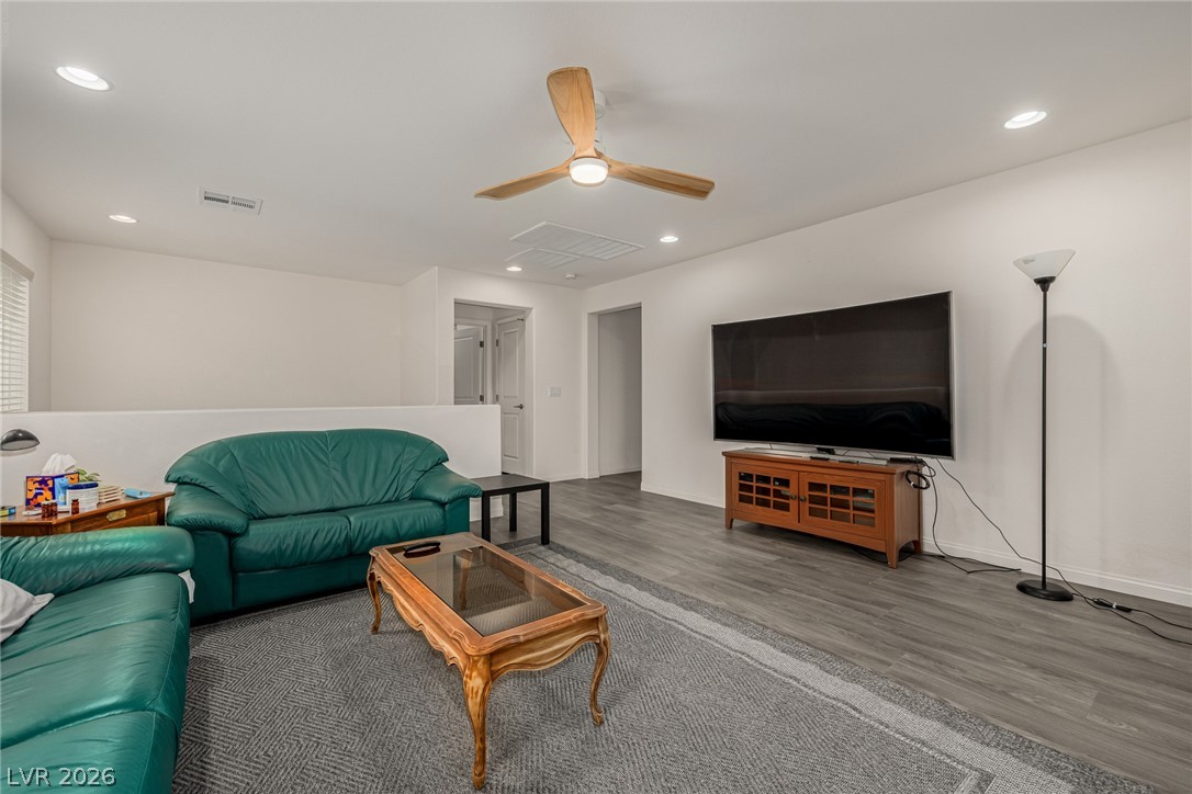 4643 Eagle Nest Peak Street Las Vegas NV 89129