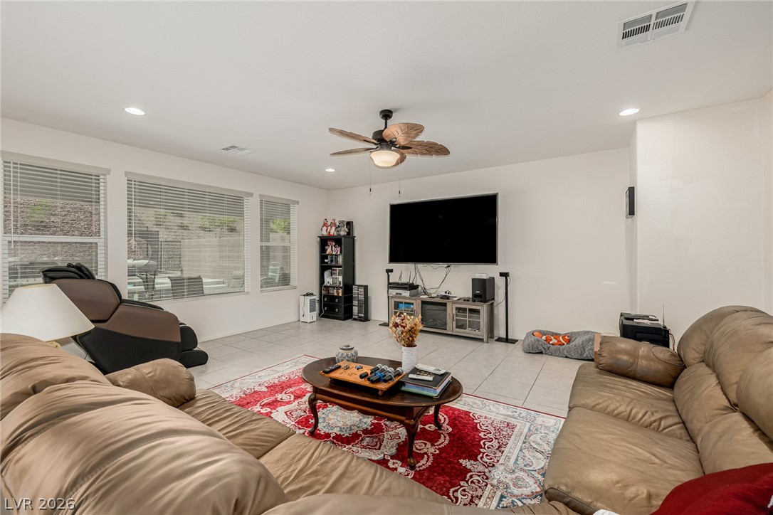 4643 Eagle Nest Peak Street Las Vegas NV 89129