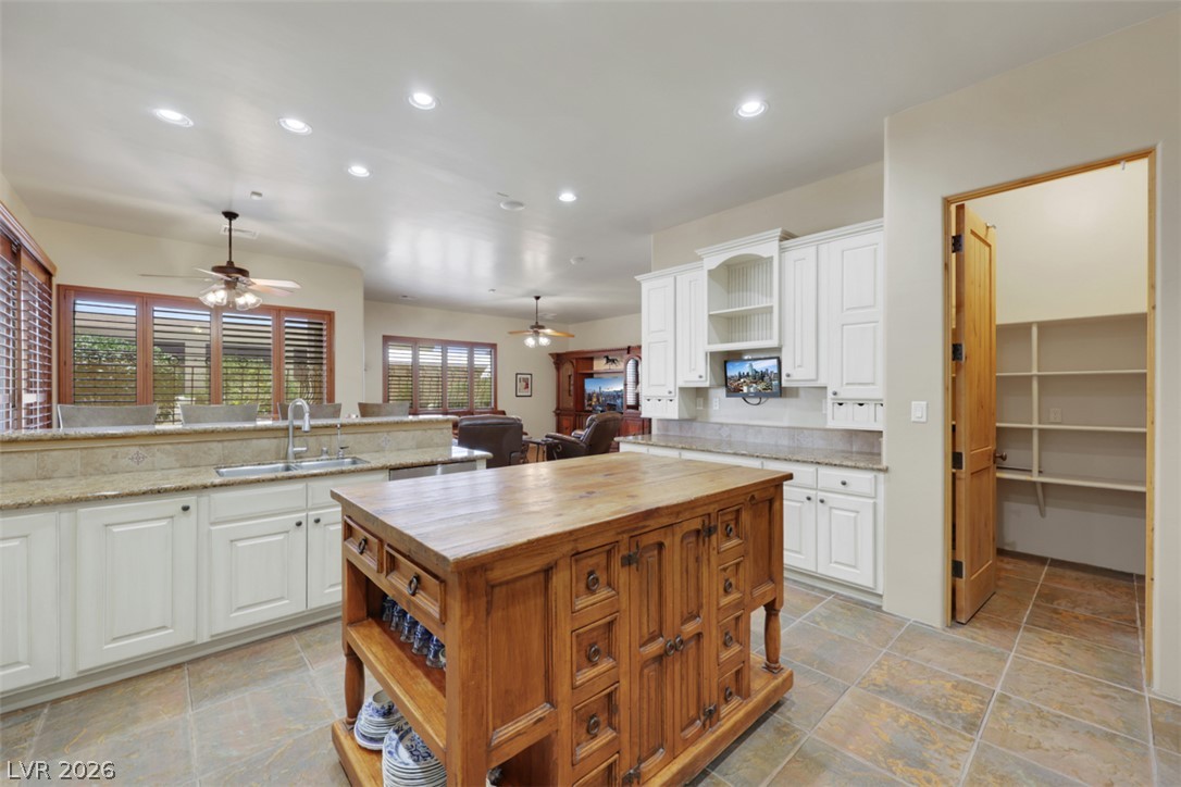 651 Du Fort Avenue Henderson NV 89002