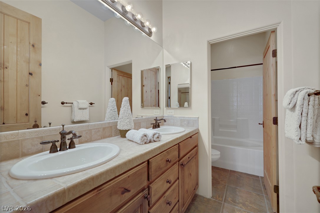 651 Du Fort Avenue Henderson NV 89002