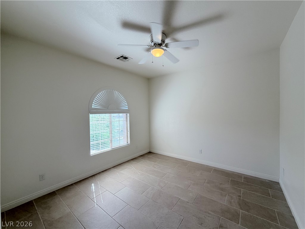 6733 Barrington Hills Street Las Vegas NV 89149