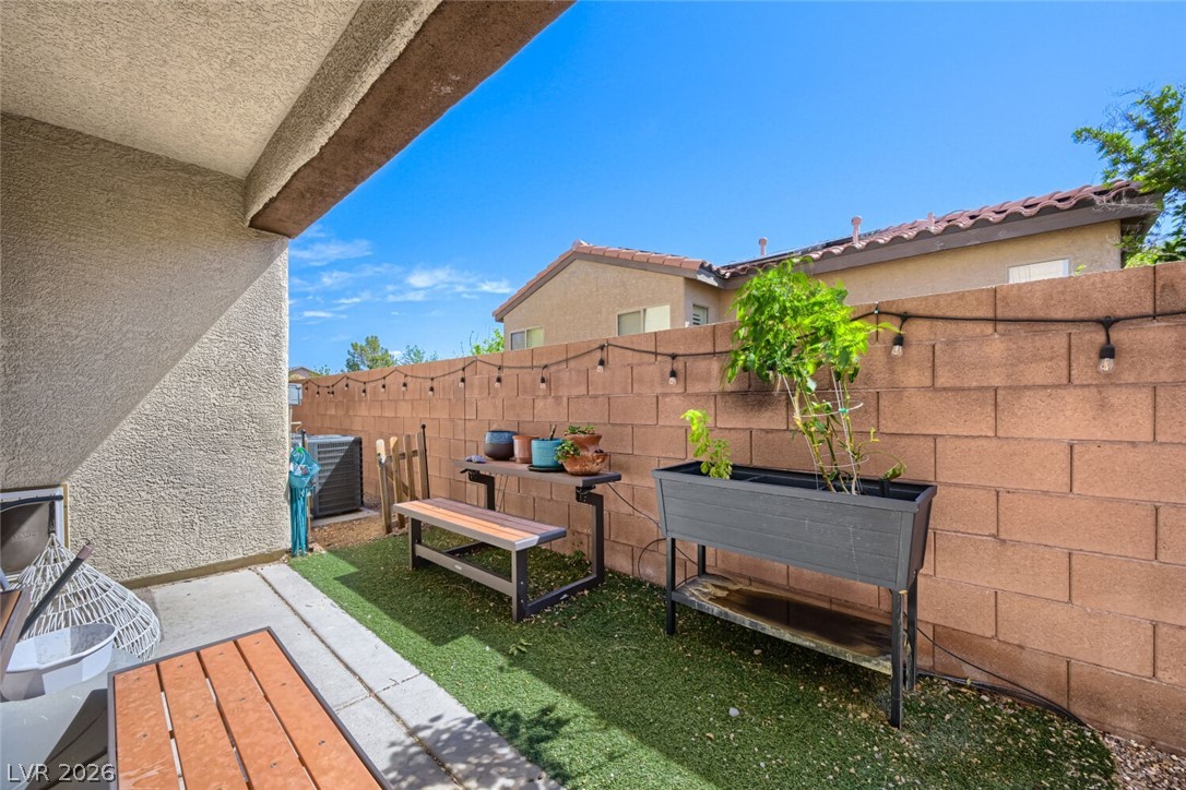 7242 Regent Pond Street Las Vegas NV 89166