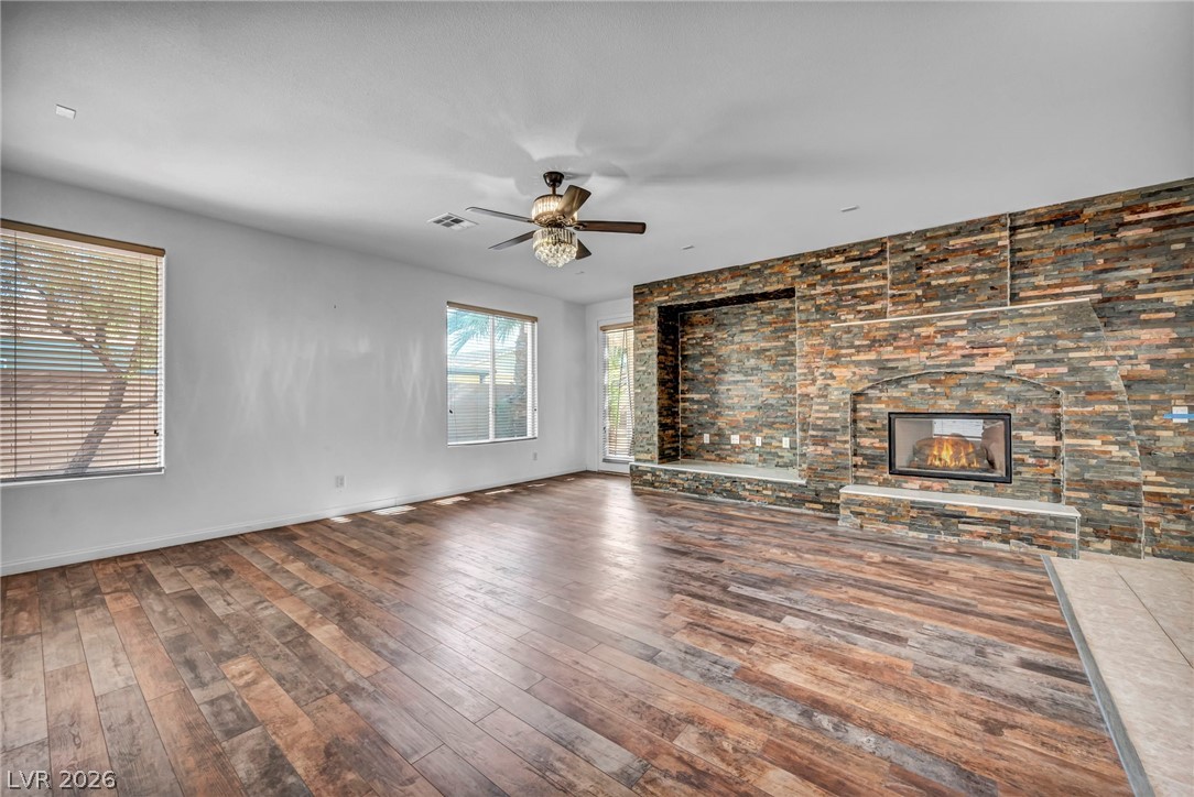 8213 Weeping Springs Avenue Las Vegas NV 89131