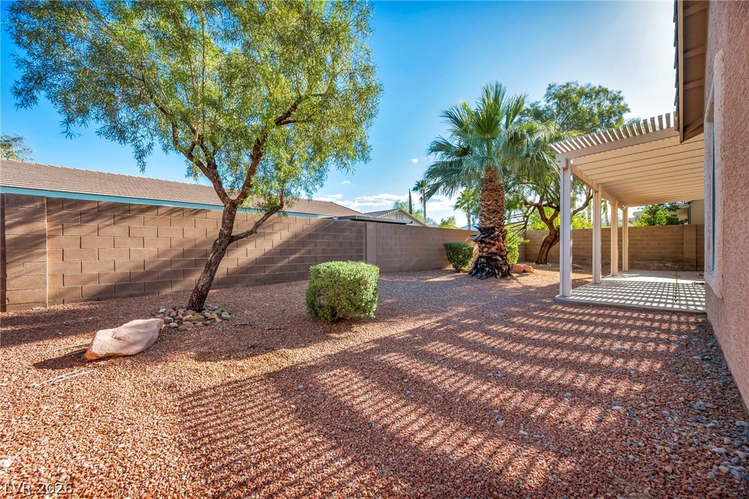 8213 Weeping Springs Avenue Las Vegas NV 89131