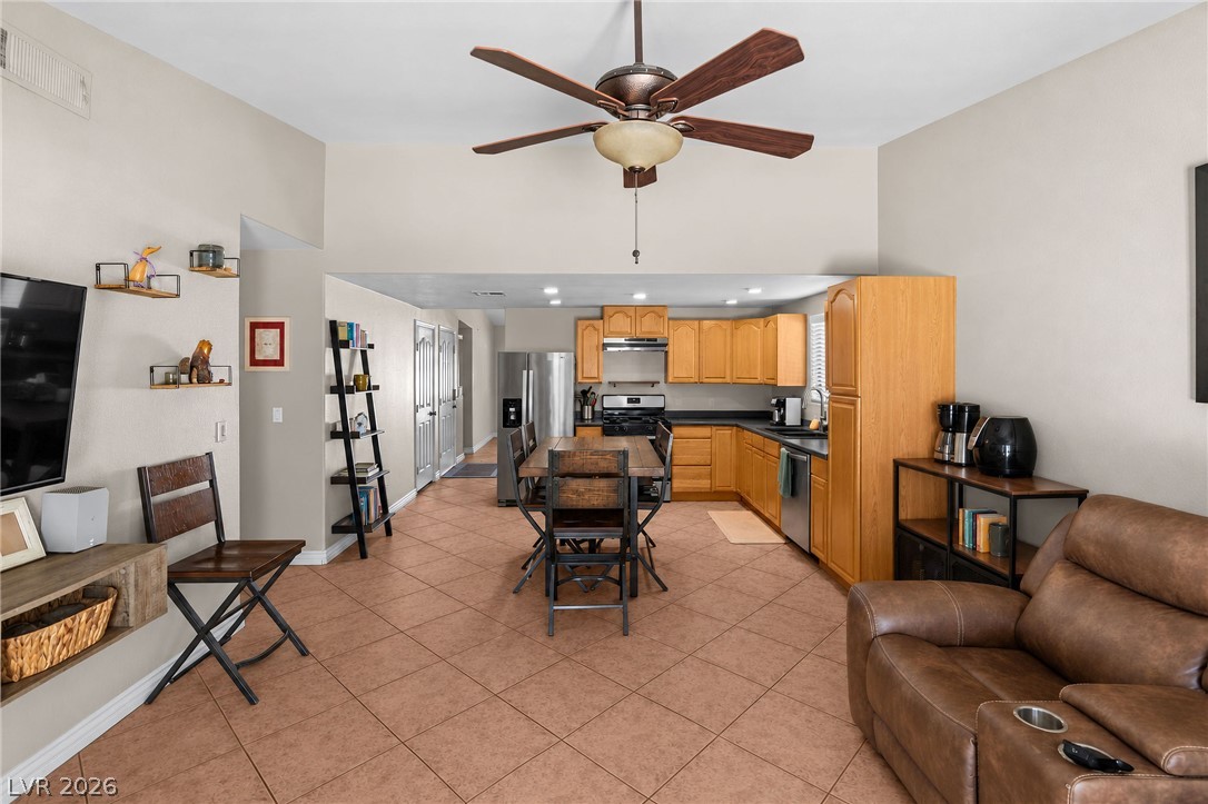 6205 Vista Verde Las Vegas NV 89146