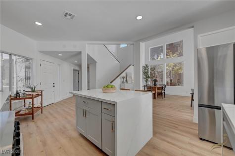 8941 Diamond Falls Drive Las Vegas NV 89117