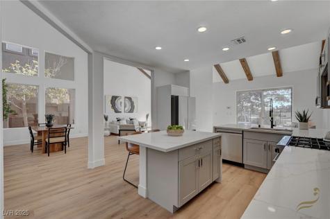 8941 Diamond Falls Drive Las Vegas NV 89117