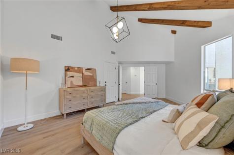 8941 Diamond Falls Drive Las Vegas NV 89117