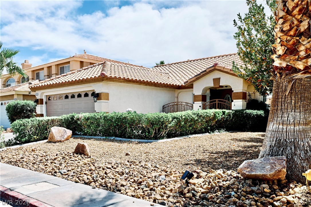 1423 Glassy Pond Avenue Las Vegas NV 89183