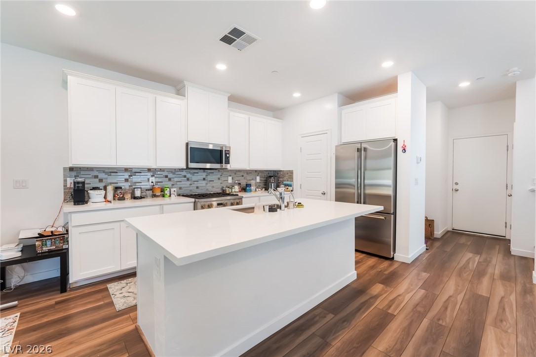 600 North Carriage Hill Drive 1114 Las Vegas NV 89138