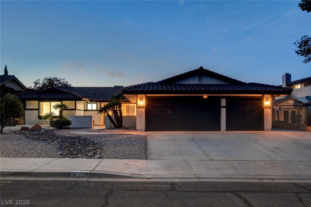 8904 Pesaro Drive Las Vegas NV 89117