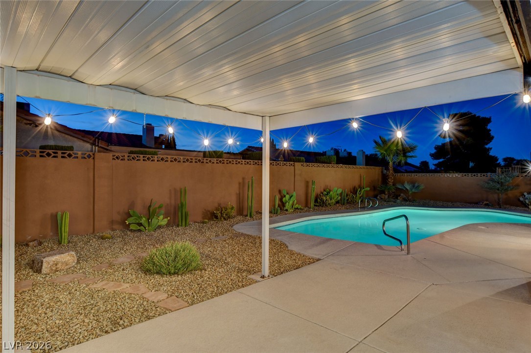 8904 Pesaro Drive Las Vegas NV 89117