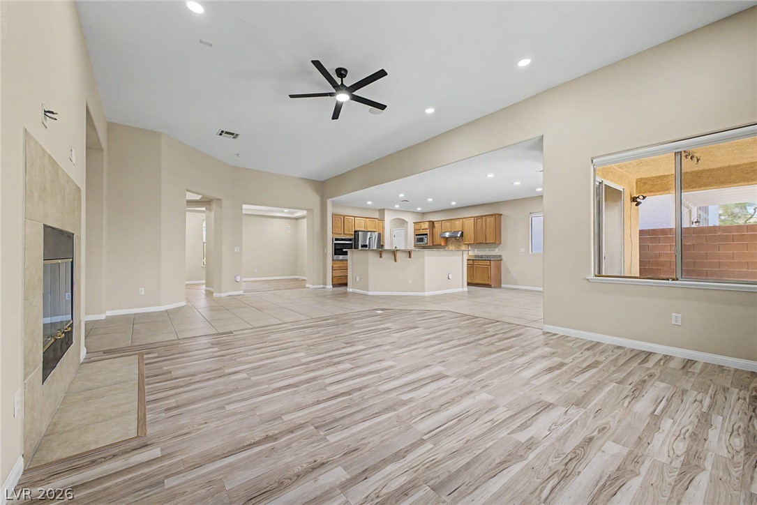 8274 Cupertino Heights Way Las Vegas NV 89178