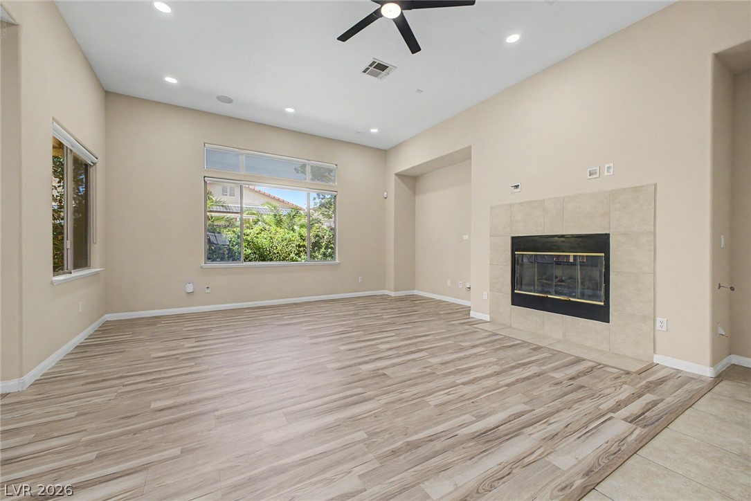 8274 Cupertino Heights Way Las Vegas NV 89178