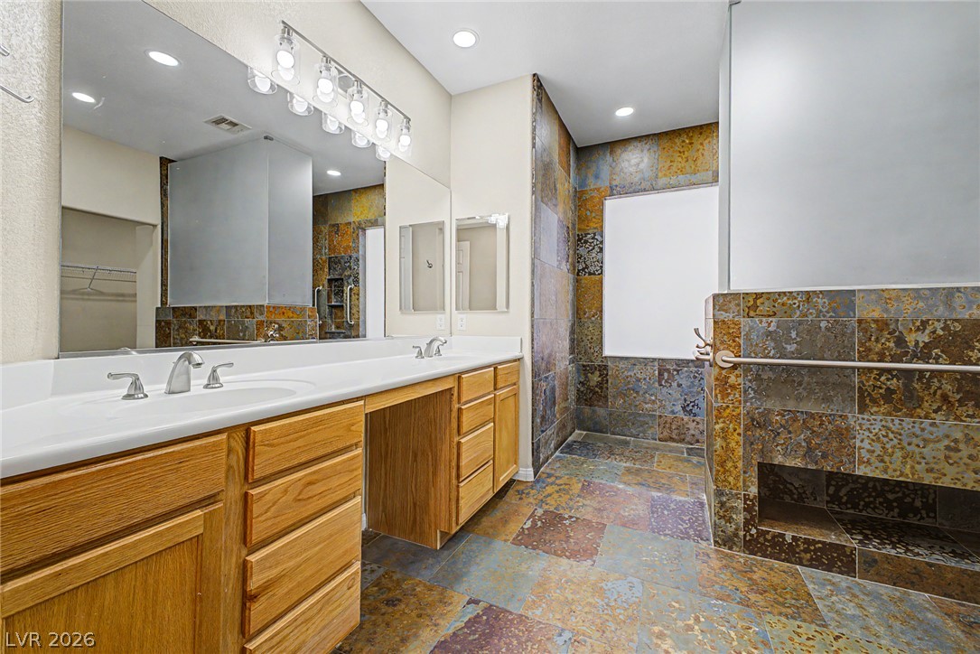 8274 Cupertino Heights Way Las Vegas NV 89178