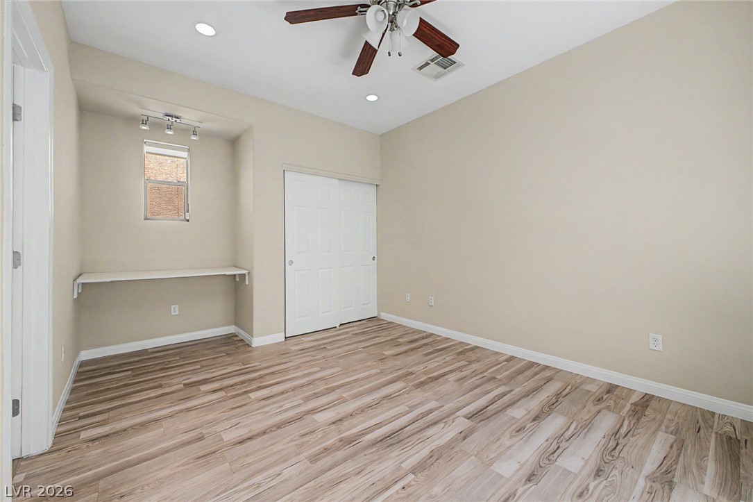 8274 Cupertino Heights Way Las Vegas NV 89178