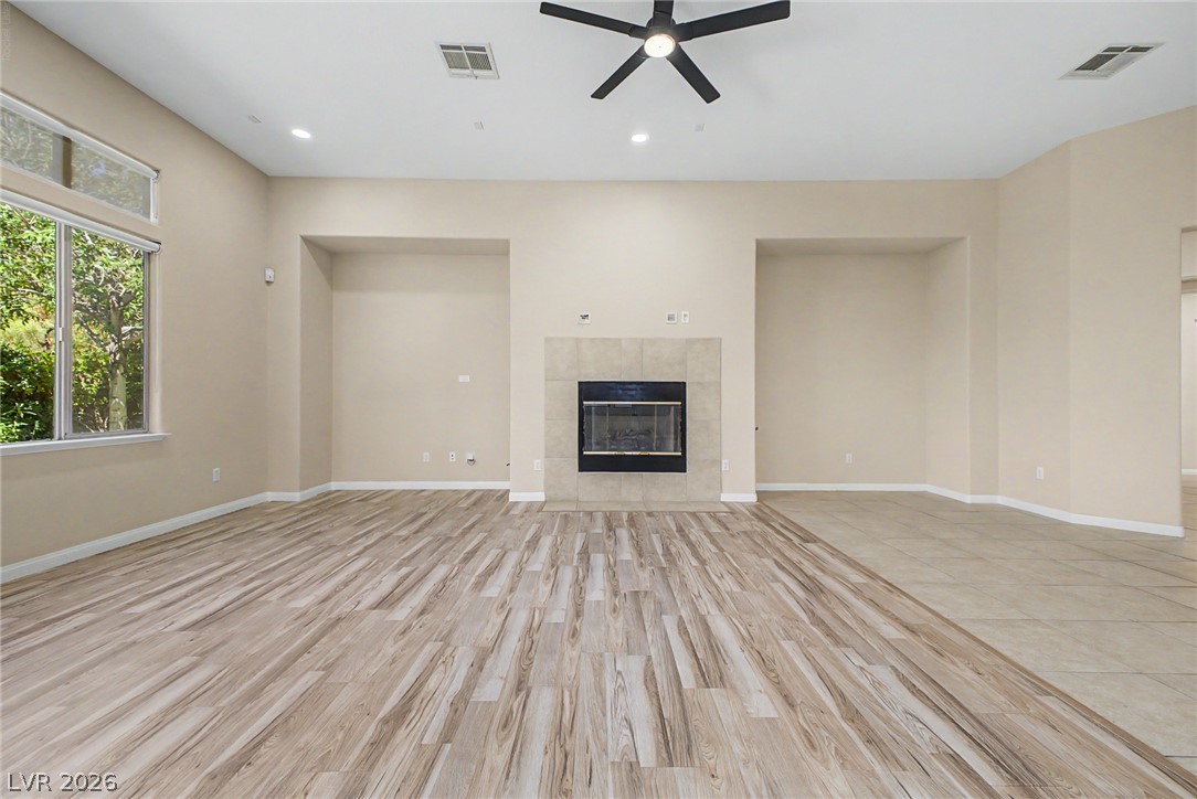 8274 Cupertino Heights Way Las Vegas NV 89178