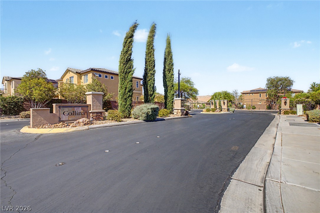 8274 Cupertino Heights Way Las Vegas NV 89178