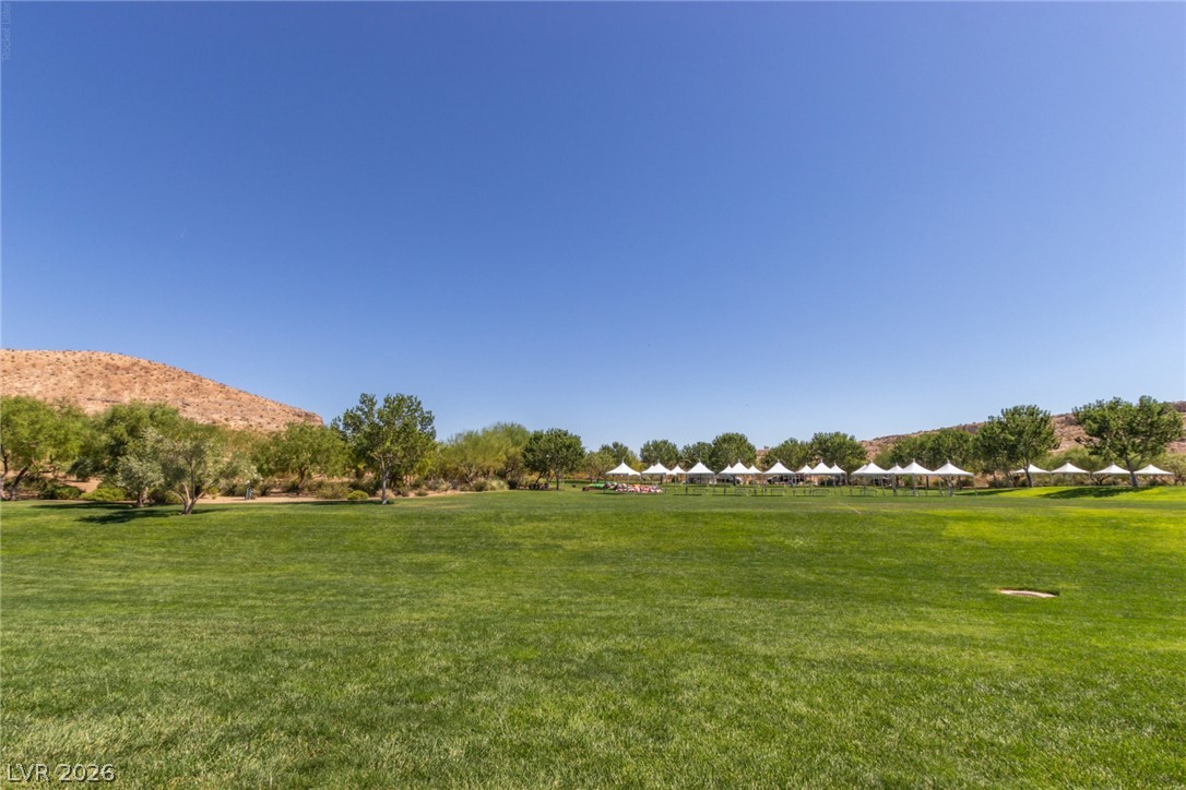 8274 Cupertino Heights Way Las Vegas NV 89178