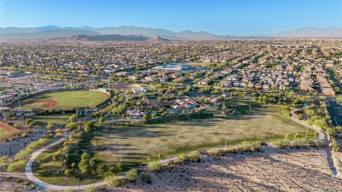 8274 Cupertino Heights Way Las Vegas NV 89178