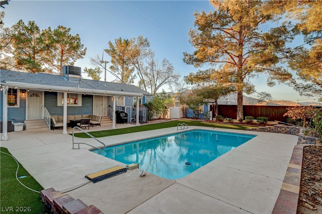 8360 Avery Street Las Vegas NV 89161