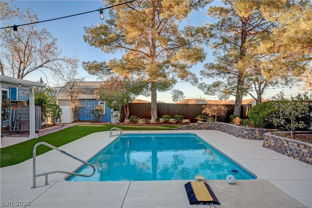 8360 Avery Street Las Vegas NV 89161