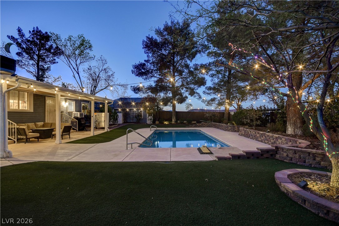 8360 Avery Street Las Vegas NV 89161