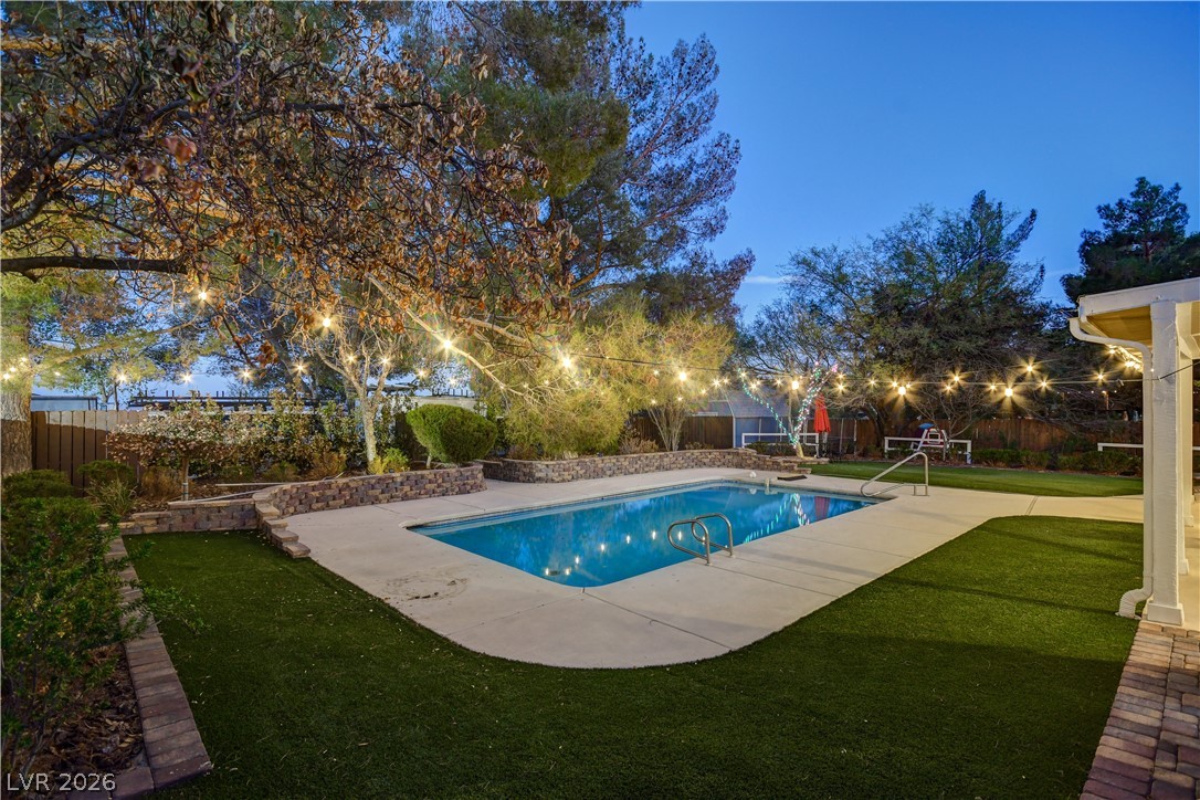 8360 Avery Street Las Vegas NV 89161