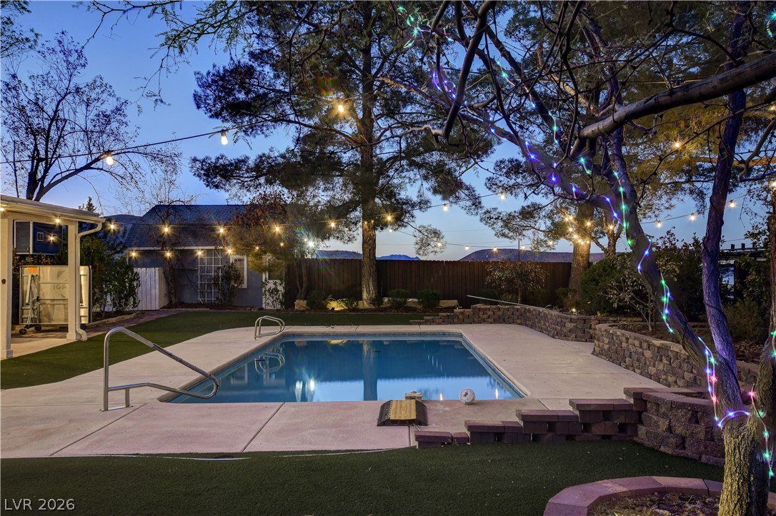 8360 Avery Street Las Vegas NV 89161
