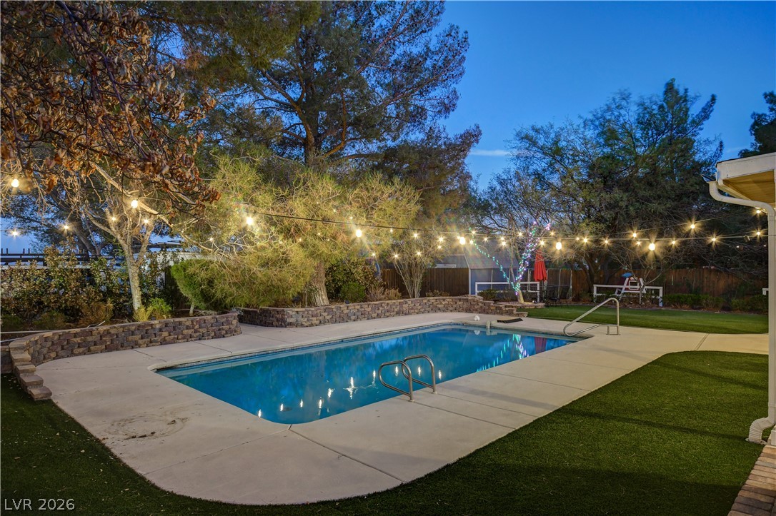 8360 Avery Street Las Vegas NV 89161