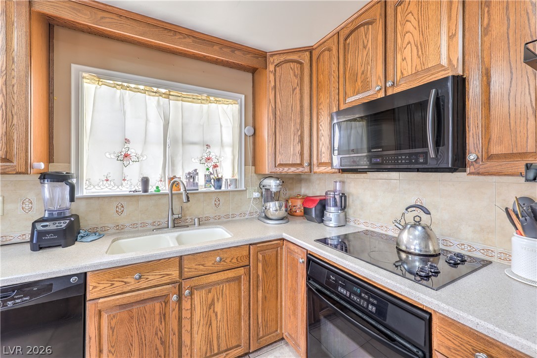 4161 Royalhill Avenue Las Vegas NV 89121