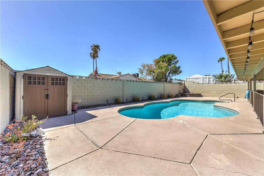 4161 Royalhill Avenue Las Vegas NV 89121