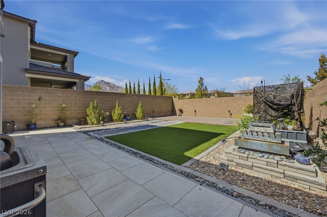 12426 Oregon Cherry Avenue Las Vegas NV 89138