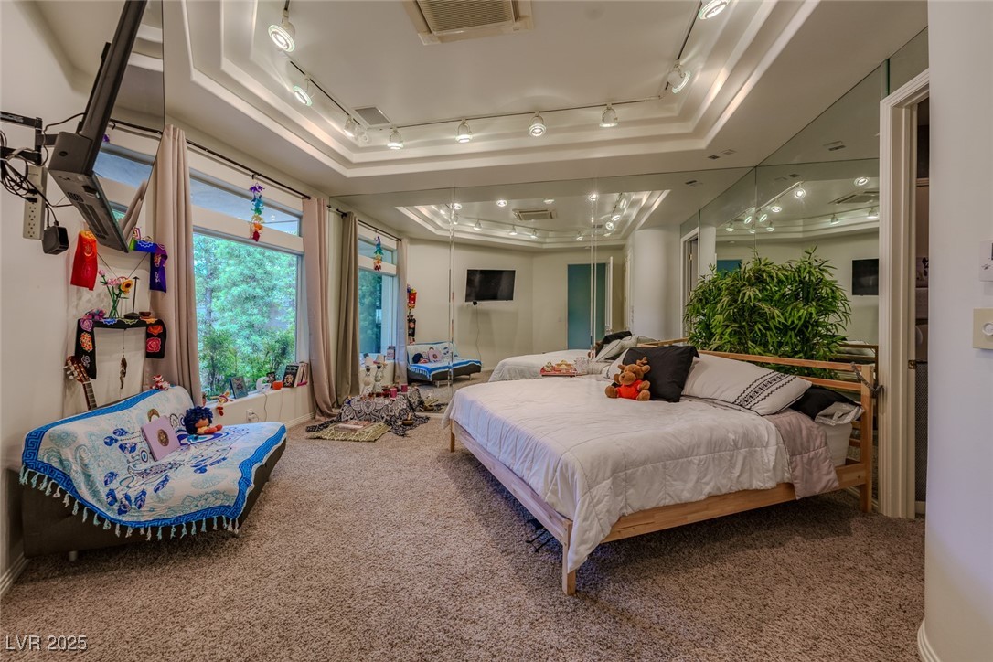 72 Innisbrook Avenue Las Vegas NV 89113
