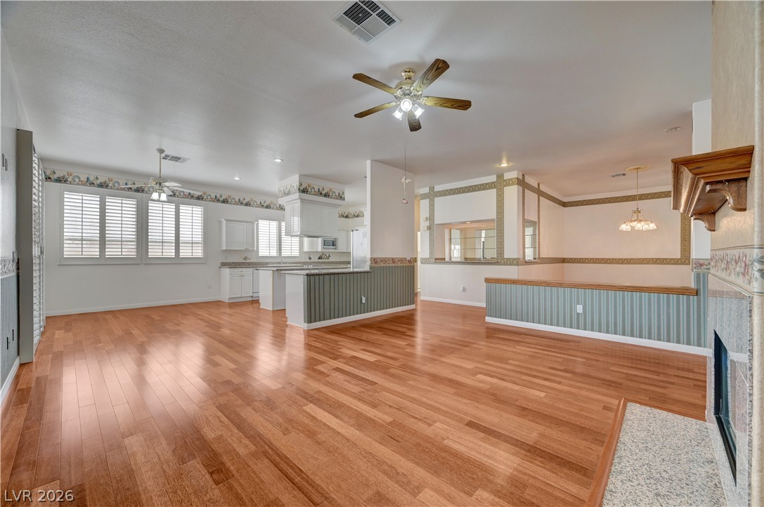 3248 Cambridgeshire Street Las Vegas NV 89146