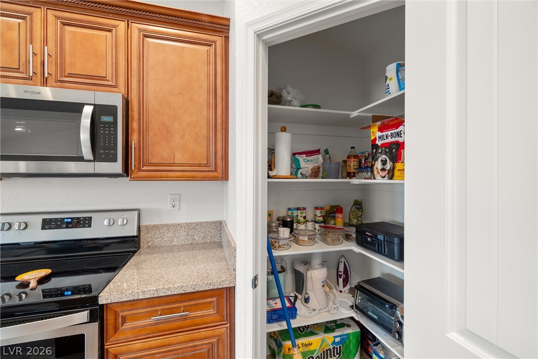 672 Lampshire Lane Pahrump NV 89060