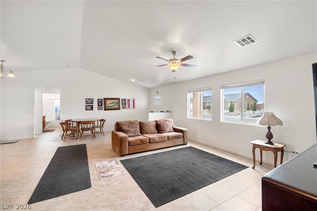 672 Lampshire Lane Pahrump NV 89060