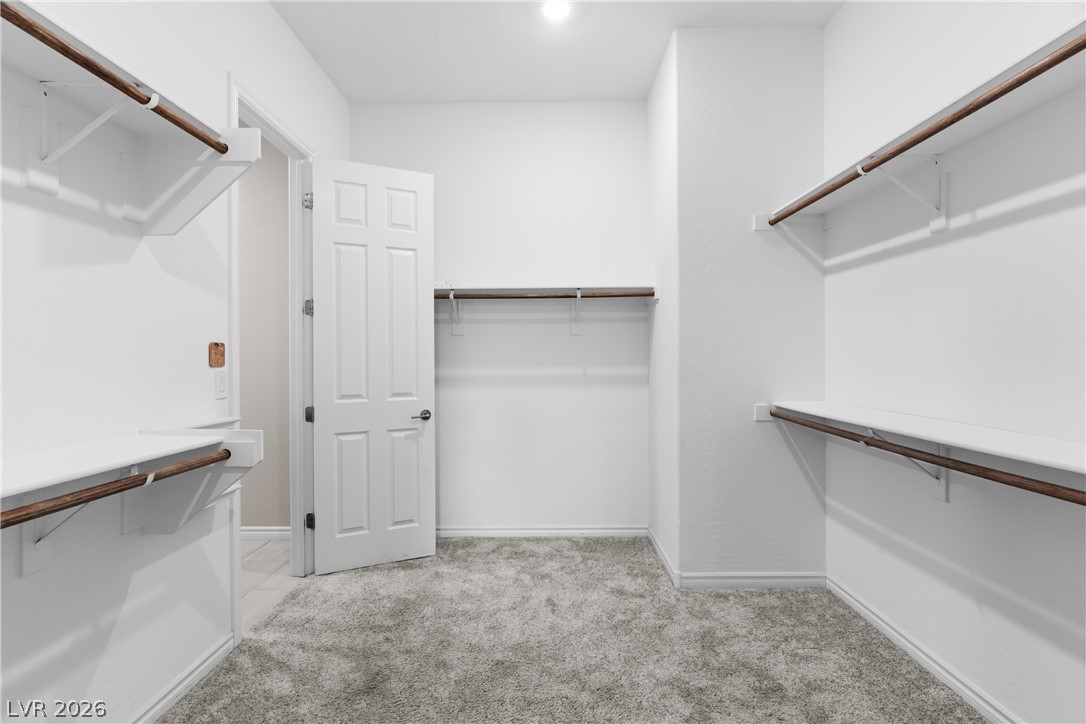 652 Longfeather Street Henderson NV 89011