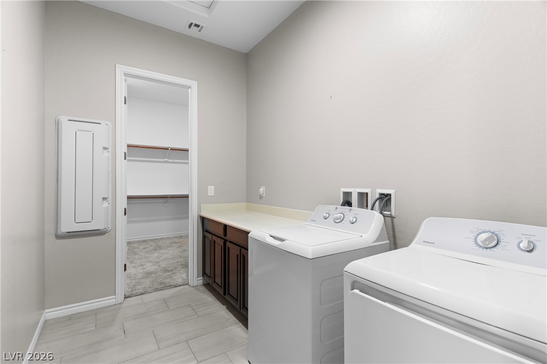 652 Longfeather Street Henderson NV 89011