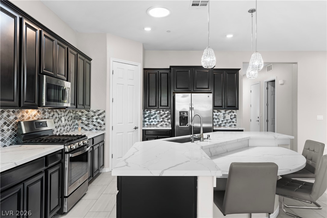 652 Longfeather Street Henderson NV 89011