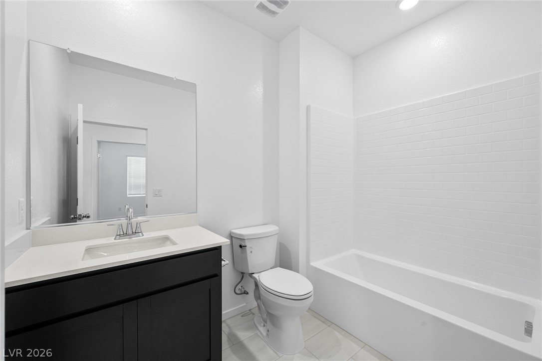 8160 Gusty Brook Street Las Vegas NV 89113