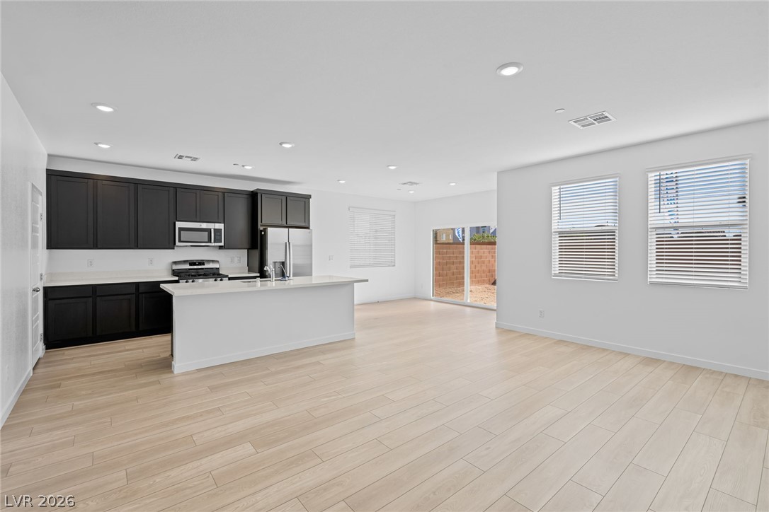 8160 Gusty Brook Street Las Vegas NV 89113